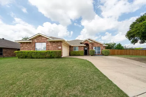 7209 Blue Sky Ct, Rowlett, TX 75089