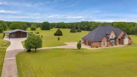 6043 Fm 36 S, Quinlan, TX 75474
