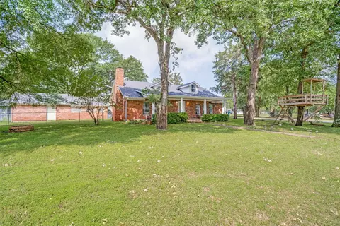 101 Veterans Ln, Gun Barrel City, TX 75156