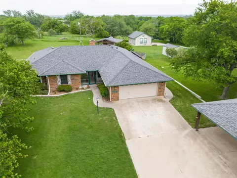 710 Upper Denton Rd, Weatherford, TX 76085