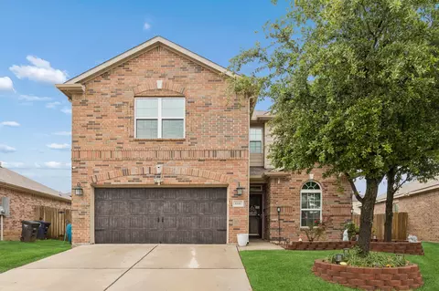 6341 Trinity Creek Dr, Fort Worth, TX 76179