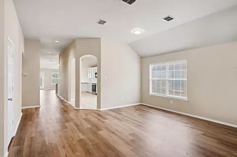 633 Horn St, Crowley, TX 76036