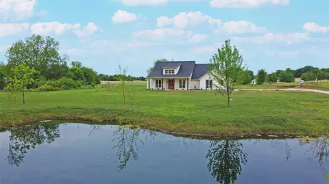 4656 County Road 1040, Celeste, TX 75423