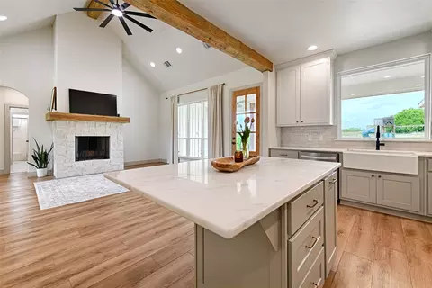 Kitchen - 4656 County Road 1040, Celeste, TX 75423 photo 4 of 6