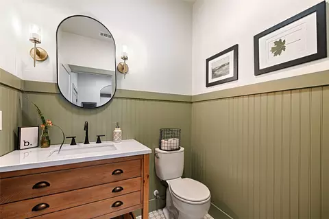 Bath - 4656 County Road 1040, Celeste, TX 75423 photo 4 of 4