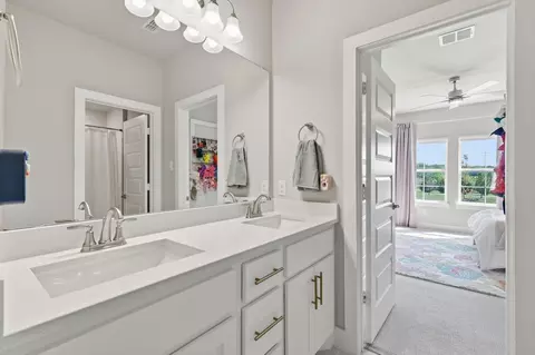 Bath - 191 Stirling Dr, Argyle, TX 76226 photo 6 of 7