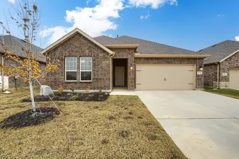 2935 Shetland Dr, Aubrey, TX 76227