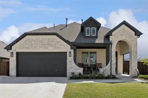 9156 Rock Nettle Dr, Fort Worth, TX 76131