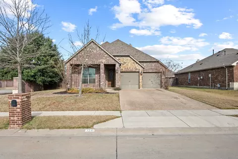 114 Thoroughbred St, Waxahachie, TX 75165