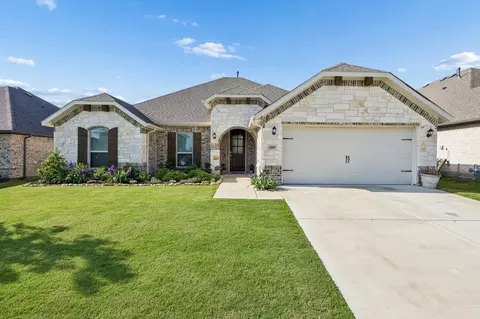 1009 Moss Grove Trl, Justin, TX 76247
