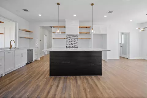 Kitchen - 3093 Willow Rd, Celeste, TX 75423 photo 4 of 4
