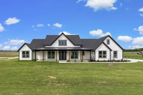3093 Willow Rd, Celeste, TX 75423