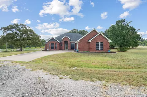 9114 Bluebonnet Dr, Scurry, TX 75158
