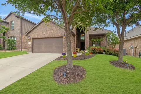 15724 Barton Ridge Dr, Fort Worth, TX 76177