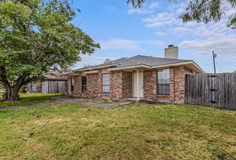 2705 Stanford St, Rowlett, TX 75088