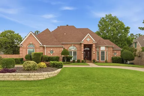 2506 Twelve Oaks Ln, Colleyville, TX 76034
