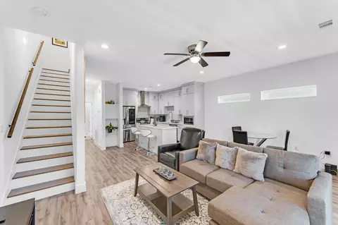 162 S Cisco St, Dallas, TX 75246