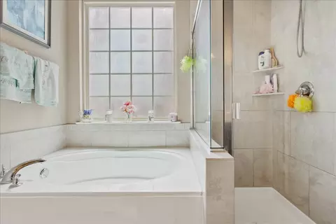 Bath - 10205 Mickler Ln, Waco, TX 76708 photo 3 of 5