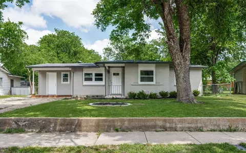 1413 Lackland St, Arlington, TX 76010