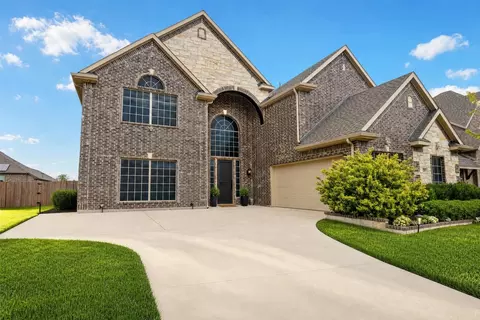 129 Quail Run Rd, Red Oak, TX 75154