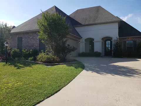 263 Acadiana Creek Dr, Shreveport, LA 71106