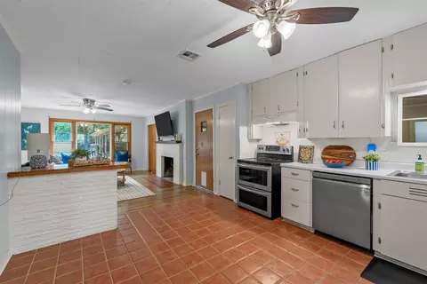 Kitchen - 3412 N 32nd St, Waco, TX 76708 photo 4 of 4