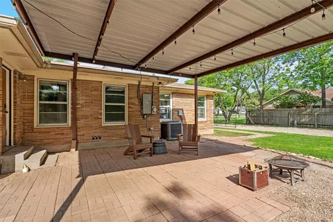 Exterior - 3412 N 32nd St, Waco, TX 76708 photo 4 of 9