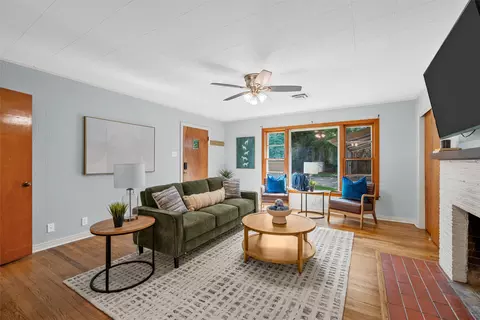 Living - 3412 N 32nd St, Waco, TX 76708 photo 3 of 3