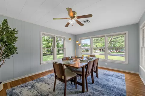 Dining - 3412 N 32nd St, Waco, TX 76708 photo 2 of 2