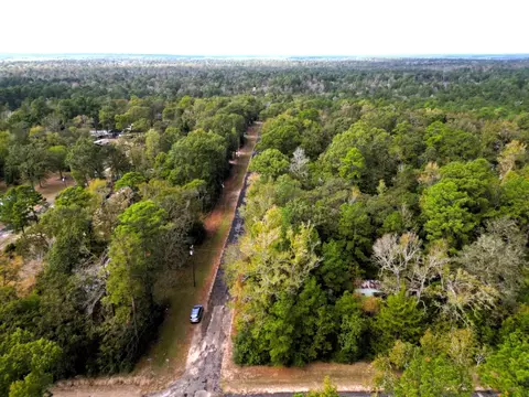 307 Cherokee Dr, Trinity, TX 75862 photo 8