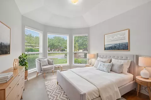 2003 Carriage Rd, Heartland, TX 75126