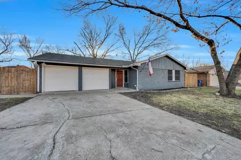 512 Virginia Ave, Waxahachie, TX 75165