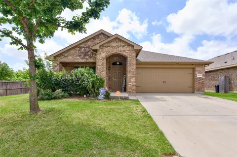 1101 Northampton St, Fort Worth, TX 76134