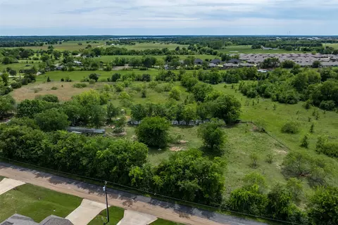 520 Eubank St, Mabank, TX 75147 photo 6