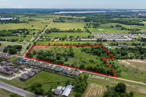 520 Eubank St, Mabank, TX 75147