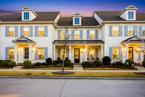 2737 S Market Sq, Northlake, TX 76247