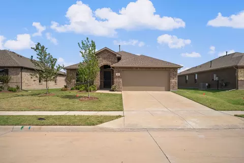 3805 Arrowchop Dr, Caddo Mills, TX 75135
