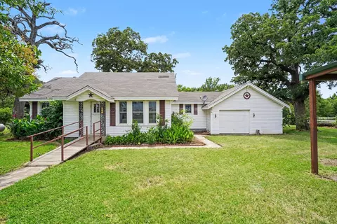 11015 State Highway 171, Covington, TX 76636
