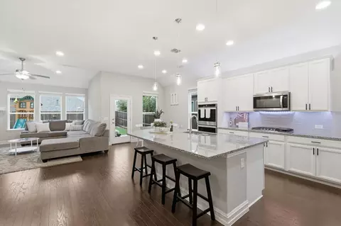 9409 Leisure Pace Ln, Little Elm, TX 75068