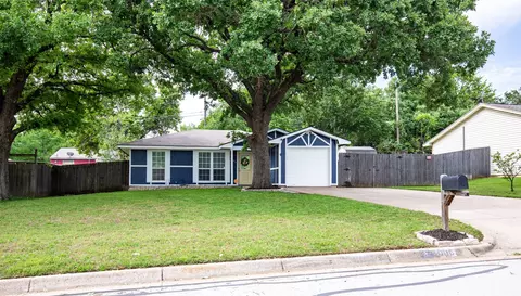 4006 Rye Glen Dr, Arlington, TX 76017