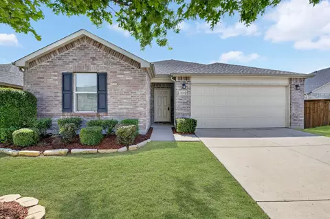 1800 Christopher Creek Dr, Little Elm, TX 75068