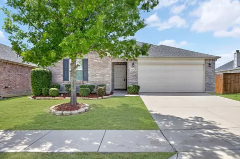 1800 Christopher Creek Dr, Little Elm, TX 75068