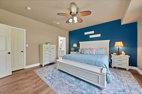 Bedroom - 328 E Vaughn Rd, Cleburne, TX 76031 photo 2 of 4