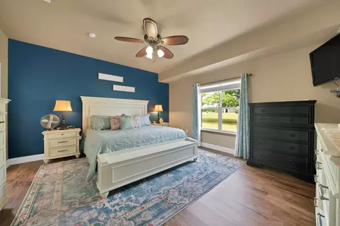 Bedroom - 328 E Vaughn Rd, Cleburne, TX 76031 photo 1 of 4