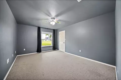 Bedroom - 328 E Vaughn Rd, Cleburne, TX 76031 photo 3 of 4