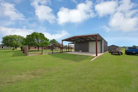 Other - 328 E Vaughn Rd, Cleburne, TX 76031 photo 8 of 13