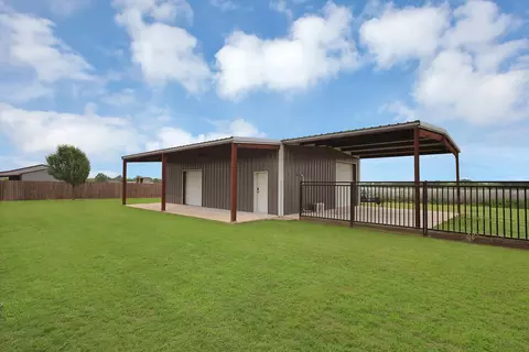 Other - 328 E Vaughn Rd, Cleburne, TX 76031 photo 5 of 13
