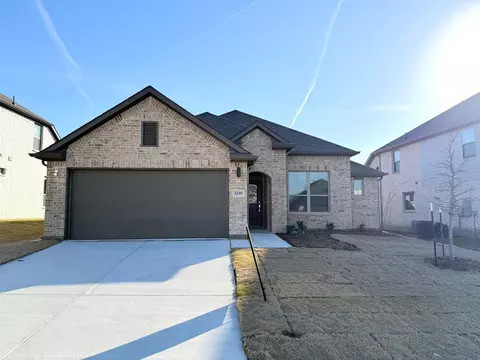 2110 Rowan Dr, Gunter, TX 75058