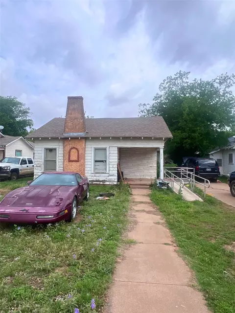 1015 Symonds Pl, Stamford, TX 79553