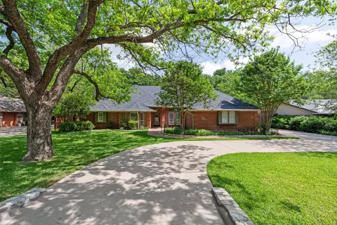 8808 Ravenswood Rd, Granbury, TX 76049